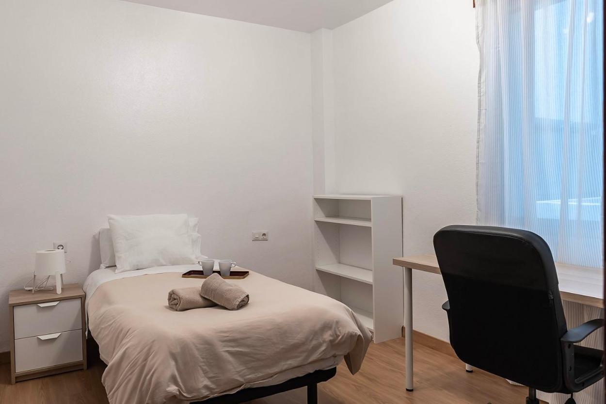 Funcional Y Renovado Apartamento En Iturrama Pamplona Exterior foto