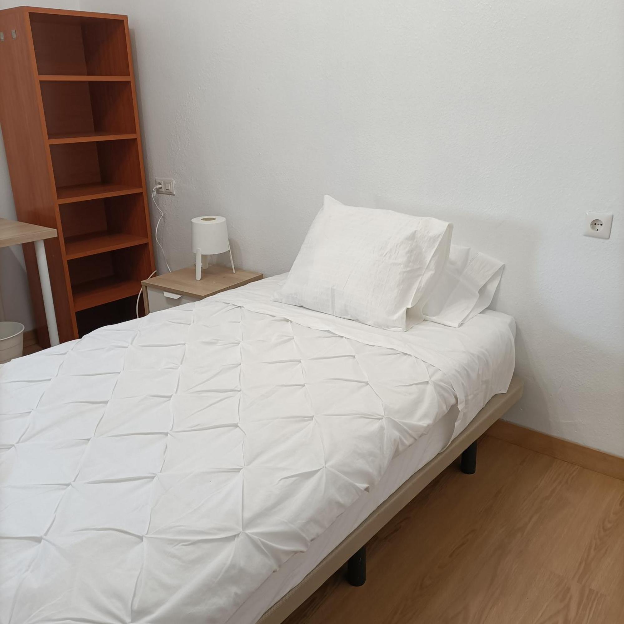Funcional Y Renovado Apartamento En Iturrama Pamplona Exterior foto